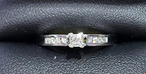 10k White Gold Ring 1/4ct. Diamond