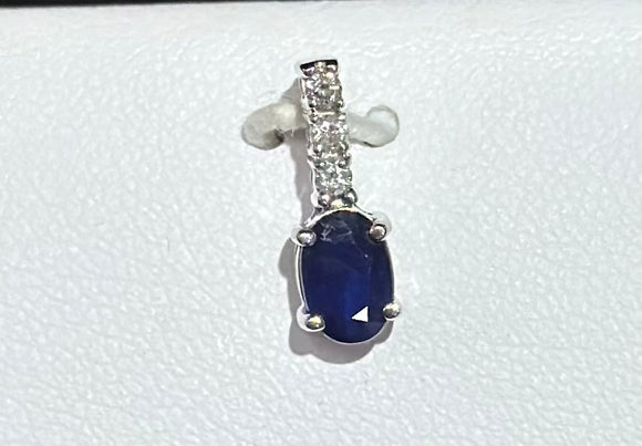 10k White Gold Sapphire Pendant